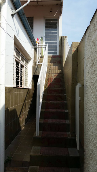 Casa à venda Setor Coimbra com 375m² e 4 quartos por R$ 1.200.000 - 1627203639-corredor-cima02.jpg