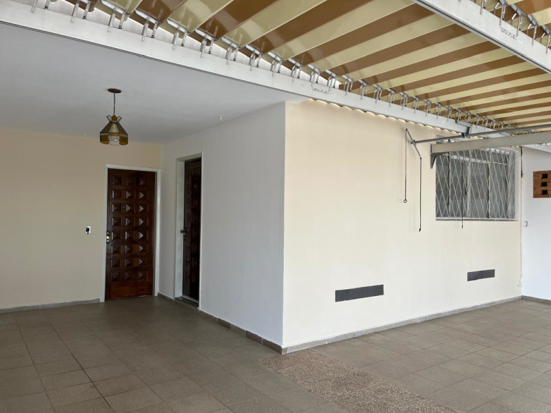 Casa à venda Jardim Merci II com 224m² e 3 quartos por R$ 960.000 - 9c28e41e-f1cb-45a1-bd6c-f01a954d350f.jpg