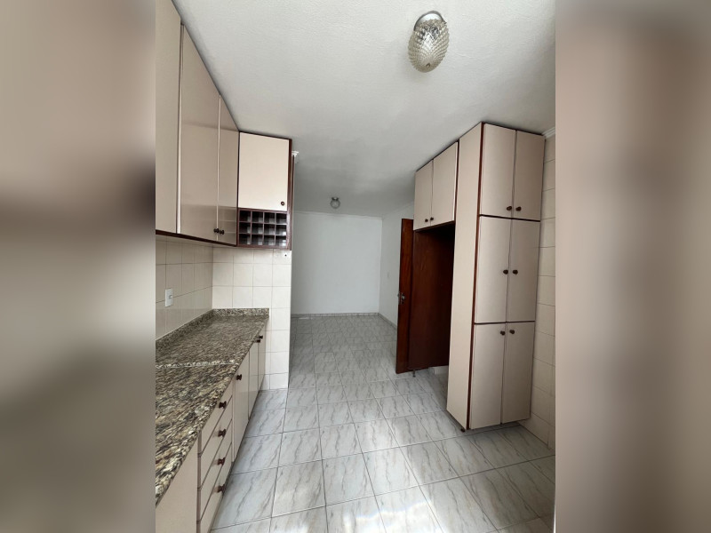 Casa à venda Jardim Merci II com 224m² e 3 quartos por R$ 960.000 - cozinha-2.jpg