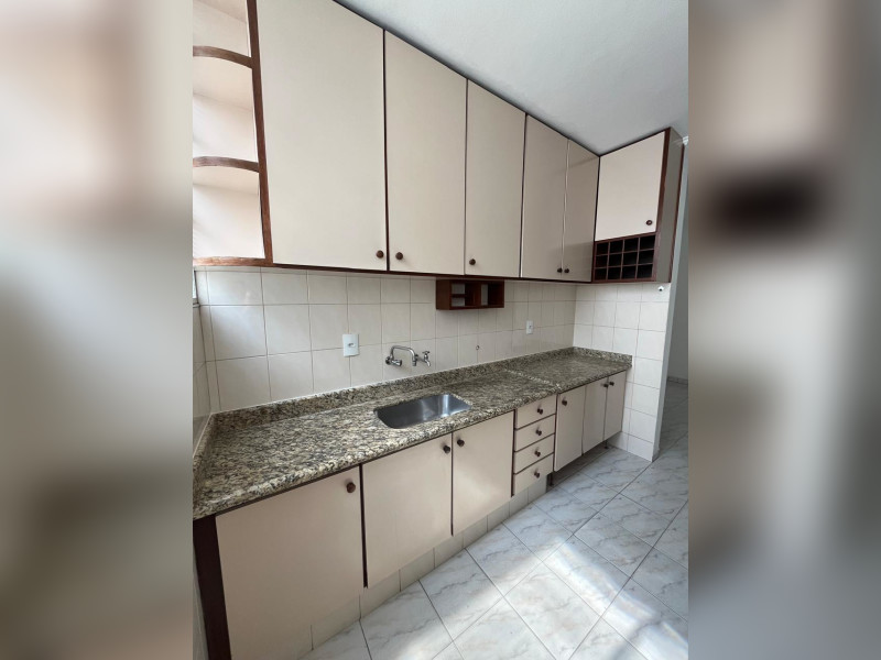 Casa à venda Jardim Merci II com 224m² e 3 quartos por R$ 960.000 - cozinha.jpg