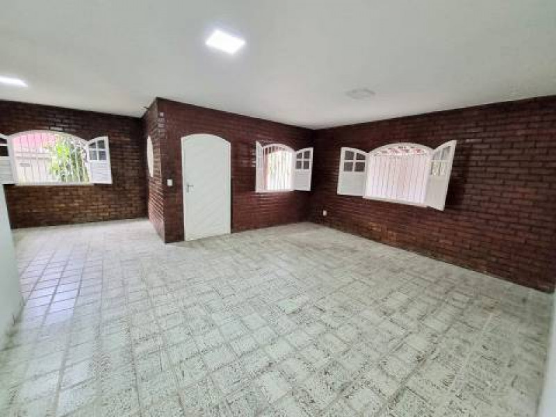 Casa à venda Piedade com 274m² e 3 quartos por R$ 1.299.000 - 1722274891-casa-com-3-quartos-a-venda-198m-no-piedade-jaboatao-dos-guararapes.jpg