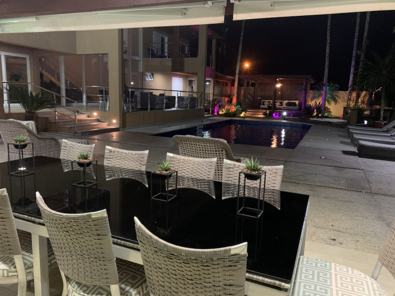 Casa de condomínio à venda Enseada com 800m² e 7 quartos por R$ 4.500.000 - 1669629233-churrasco-3.jpeg
