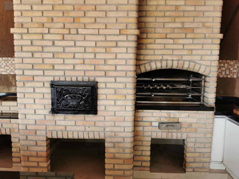 Casa de condomínio à venda Enseada com 800m² e 7 quartos por R$ 4.500.000 - 2126466635-churrasco-5.jpg