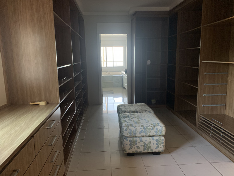 Casa de condomínio à venda Enseada com 800m² e 7 quartos por R$ 4.500.000 - 899227615-closet-2.jpeg