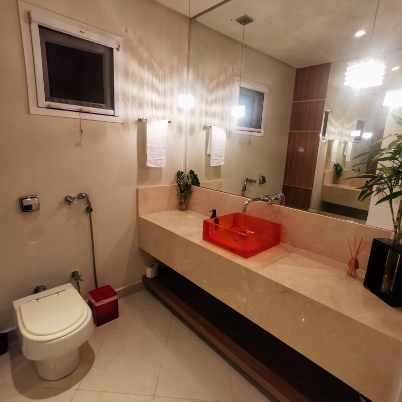 Casa de condomínio à venda Enseada com 800m² e 7 quartos por R$ 4.500.000 - 910739770-lavabo-1.jpg