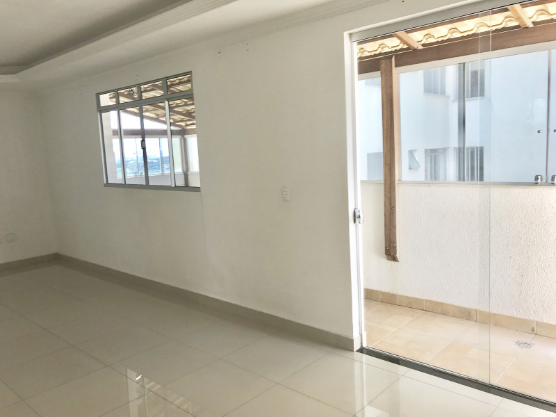 Cobertura à venda Alvorada com 153m² e 3 quartos por R$ 460.000 - 2116985869-77a2ca69-6c5b-4333-9309-adcd5daf8192.jpeg