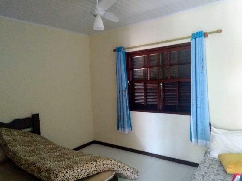 Casa à venda Centro com 110m² e 3 quartos por R$ 430.000 - 1891627646-c6822b7b-591b-4806-b786-80bbffdaed13.jpeg