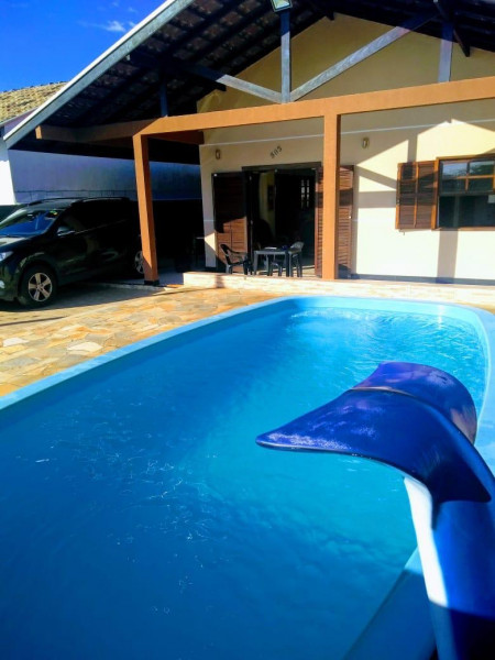 Casa à venda Centro com 110m² e 3 quartos por R$ 430.000 - 968753581-39525f24-a769-440f-8f85-331a84c68535.jpeg