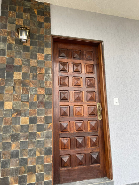 Casa à venda Uvaranas com 300m² e 3 quartos por R$ 1.450.000 - 1517768994-whatsapp-image-2023-08-16-at-11.jpeg