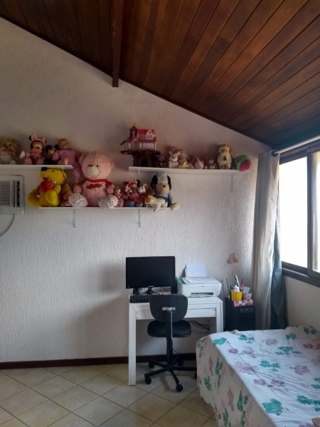 Casa à venda Rio do Ouro com 260m² e 6 quartos por R$ 330.000 - 1845199818-img-20220403-wa0070.jpg