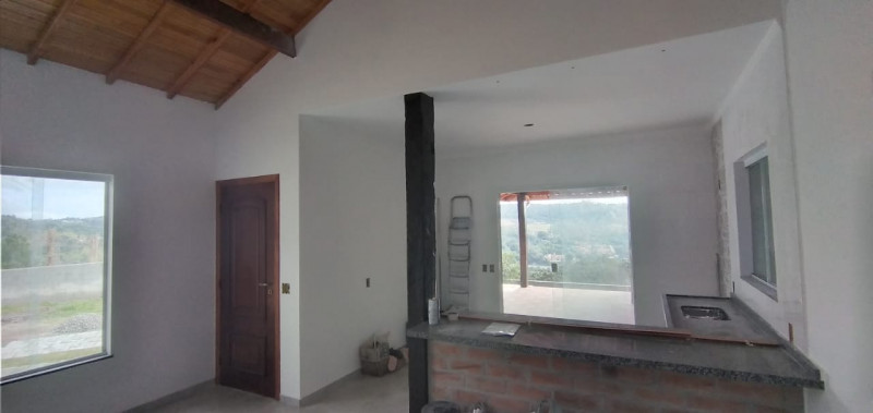 Casa à venda Portão com 400m² e 3 quartos por R$ 470.000 - 1677479027-img-20230703-wa0034.jpg