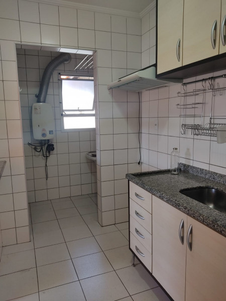 Apartamento à venda Vl. Joao Xiii com 70m² e 3 quartos por R$ 295.000 - 2133919360-a87a1495-daec-4756-9286-110531da0e29.jpg