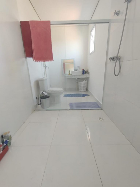 Casa à venda Jardim Irene com 430m² e 4 quartos por R$ 780.000 - 256765248-aeebf4dc-e487-4b9f-8cd5-1b0e6a7c4f3f.jpg