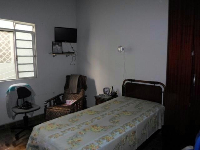 Casa à venda Centro com 398m² e 6 quartos por R$ 800.000 - 1389285613-8-quarto-2-01.jpeg