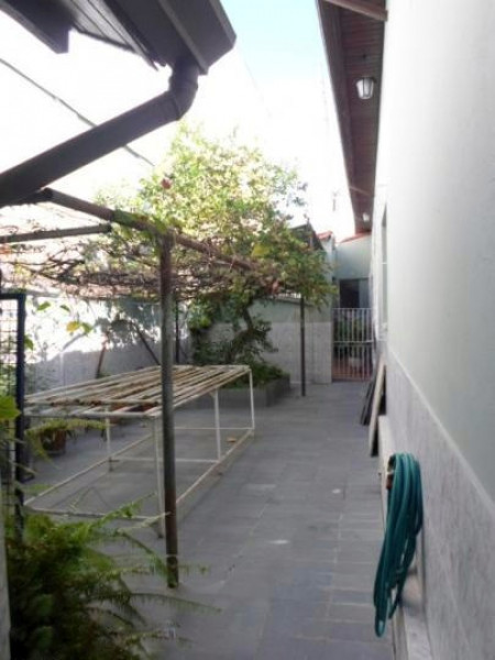 Casa à venda Centro com 398m² e 6 quartos por R$ 800.000 - 737687096-25-quintal-01.jpeg