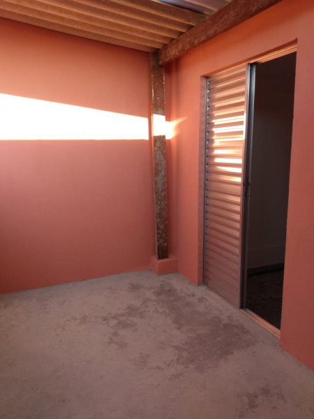 Casa de condomínio à venda Conj. City Jaragua com 80m² e 2 quartos por R$ 225.000 - 1981405353-varanda-quarto-dos-fundos.jpg