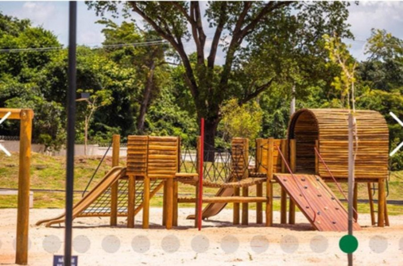 Terreno à venda Centro com 300m² e 1 quarto por R$ 220.000 - 1151873489-vila-de-leon-14.jpeg