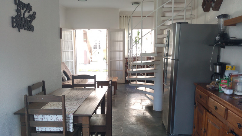 Casa de condomínio à venda Balneário Copacabana com 66m² e 2 quartos por R$ 350.000 - 1198581859-img-20230611-132512615.jpg