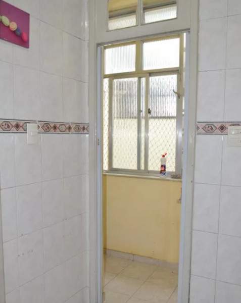 Apartamento à venda Méier com 68m² e 3 quartos por R$ 285.000 - 2096435451-foto-cozinha-e-area.jpg