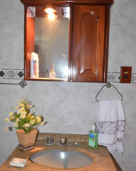 Apartamento à venda Méier com 68m² e 3 quartos por R$ 285.000 - 787593956-foto-banheiro-social.jpg