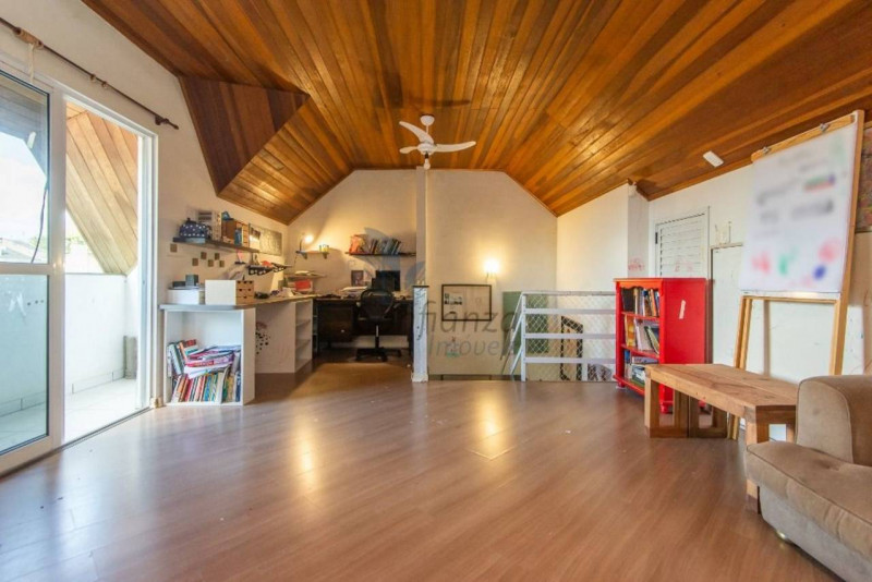 Casa de condomínio à venda Portão com 142m² e 3 quartos por R$ 650.000 - 932840497-img-1375.jpeg