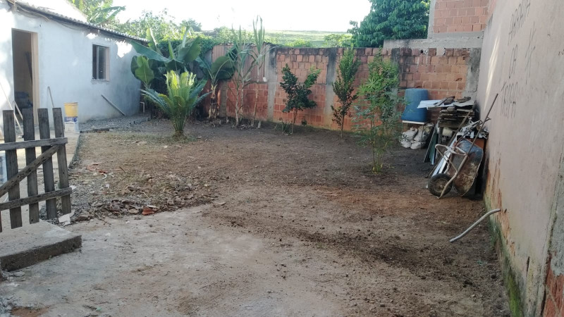 Casa à venda Novo Jardim com 370m² e 6 quartos por R$ 450.000 - 2114379065-img-20220311-wa0010.jpg