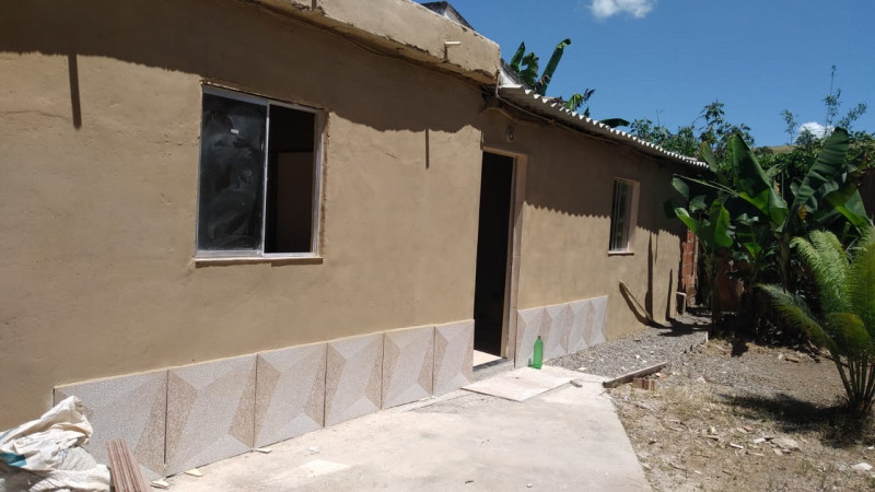 Casa à venda Novo Jardim com 370m² e 6 quartos por R$ 450.000 - 995735467-img-20220311-wa0003.jpg