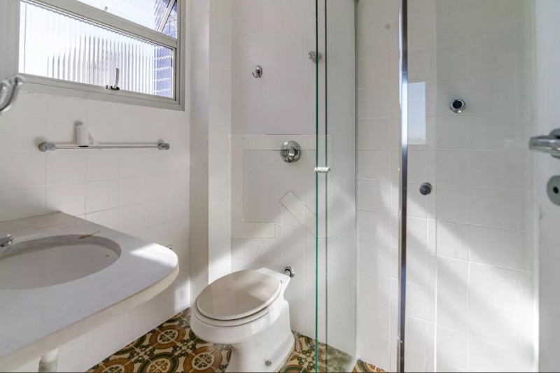 Apartamento à venda Perdizes com 120m² e 3 quartos por R$ 950.000 - 1332234837-banheiro-suite.jpg