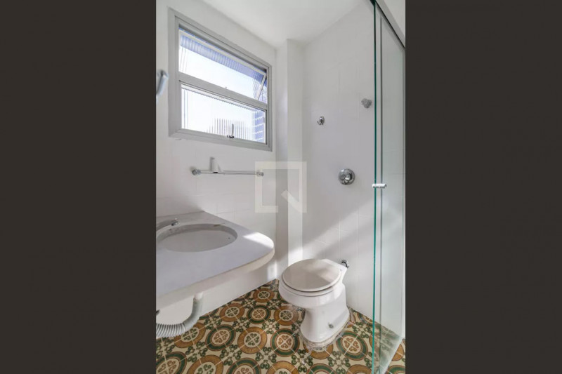 Apartamento à venda Perdizes com 120m² e 3 quartos por R$ 950.000 - 2013800164-banheiro-suite1.jpg