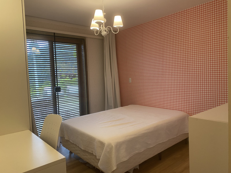 Casa de condomínio à venda Itaipava com 229m² e 4 quartos por R$ 2.490.000 - 2036445704-db8685d3-0d36-4b8e-9a00-3780022d3d1c.jpeg