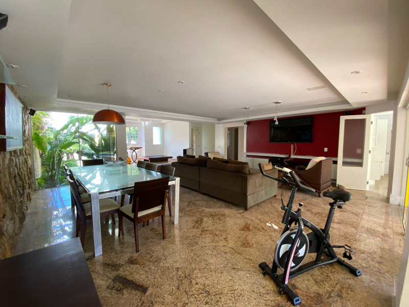 Casa à venda Barra da Tijuca com 674m² e 6 quartos por R$ 4.000.000 - 3622120-067976c6-e4eb-4b0c-a78e-e5df53b3aaa0.jpeg