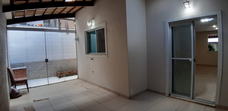 Casa de condomínio à venda Cabral com 100m² e 4 quartos por R$ 640.000 - 268420573-i73ro-514796222023e62e4e.jpg