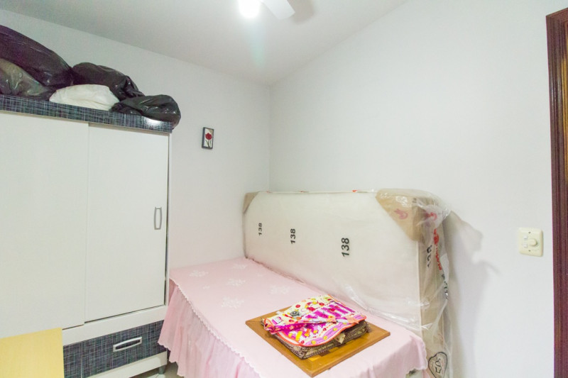 Casa à venda Vila Carbone com 160m² e 3 quartos por R$ 699.999 - 1314812232-032.jpg