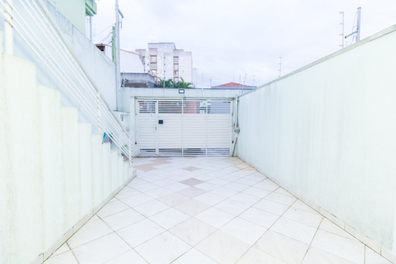 Casa à venda Vila Carbone com 160m² e 3 quartos por R$ 699.999 - 230274569-005.jpg