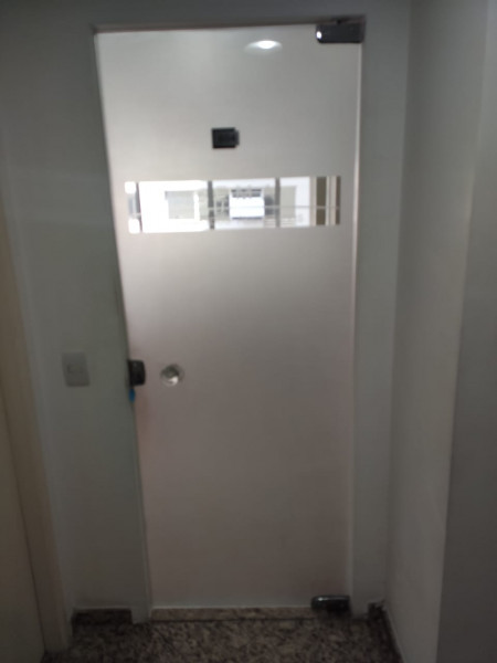 Comercial à venda Barra Funda com 32m² e 1 quarto por R$ 239.000 - 1501155382-img-20230614-wa0074.jpg