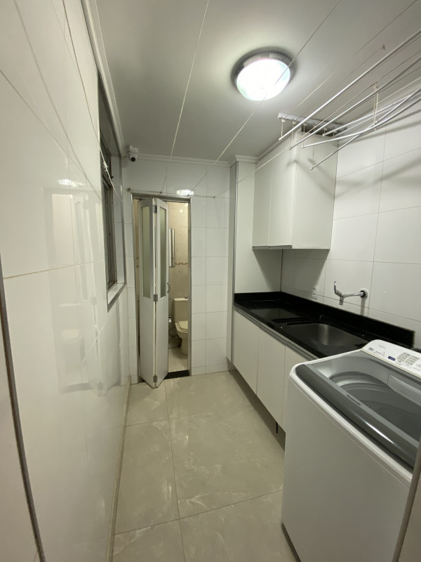 Apartamento à venda Águas Claras com 116m² e 3 quartos por R$ 870.000 - 145965223-area-de-servico-com-armarios.jpeg