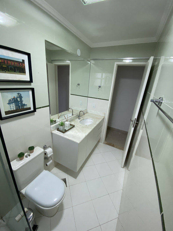 Apartamento à venda Águas Claras com 116m² e 3 quartos por R$ 870.000 - 627614280-banheiro-social-angulo-oposto.jpeg