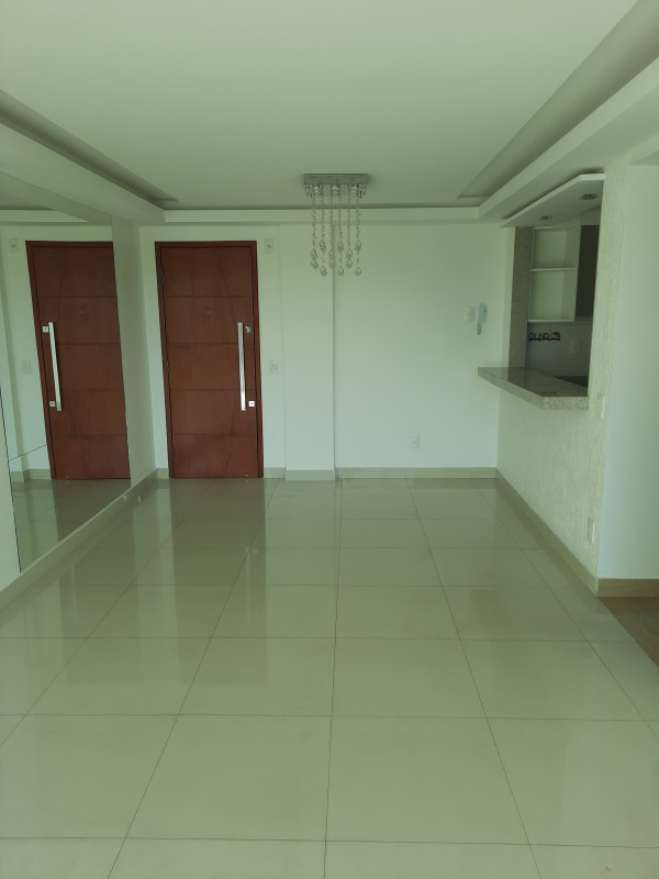 Apartamento à venda Centro com 114m² e 2 quartos por R$ 350.000 - 1928934078-sala.jpg
