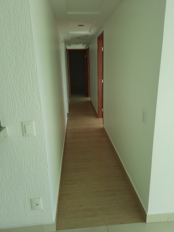 Apartamento à venda Centro com 114m² e 2 quartos por R$ 350.000 - 806246894-corredor.jpg