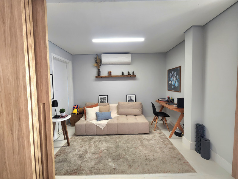 Casa à venda Tamboré com 180m² e 3 quartos por R$ 2.250.000 - 20240716-155203.jpg