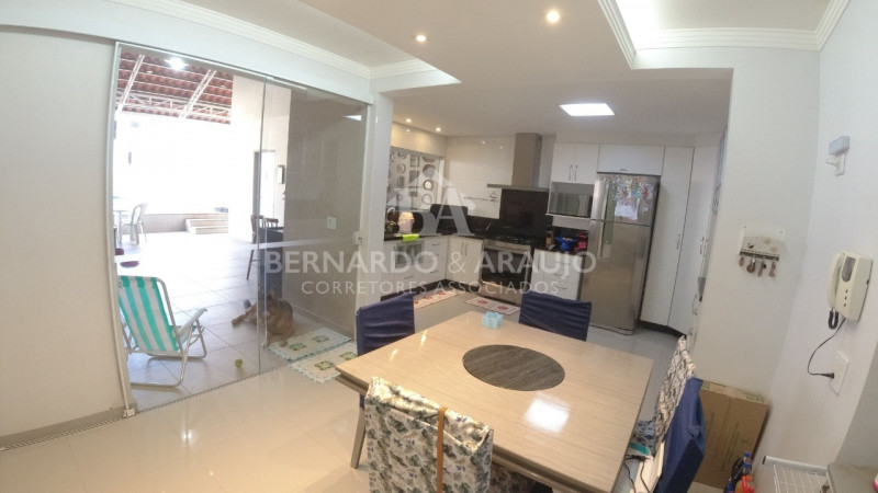 Casa à venda Jardim Novo Campos Eliseos com 234m² e 3 quartos por R$ 690.000 - 714430457-68037bed-9423-4d33-ad6b-4afc3a944577.jpeg