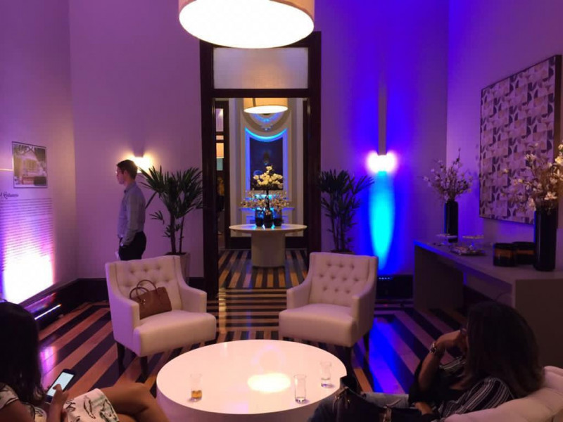 Apartamento para alugar Graças com 54m² e 2 quartos por R$ 3.750 - 897761200-espaco-conviver-decorado.jpg