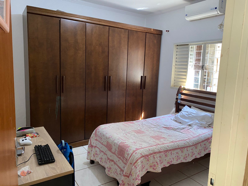 Casa à venda Vila Maria Luiza com 3002m² e 4 quartos por R$ 550.000 - 10f46ed8-aa8f-4e01-9838-00c03772f8d9.jpg