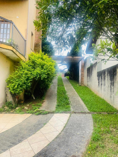 Casa para alugar Caputera com 300m² e 3 quartos por R$ 7.500 - 1998946730-2e252794-996f-4a56-8970-7179724dba1b.jpeg