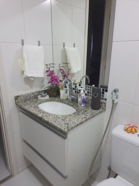 Apartamento à venda Pechincha com 67m² e 2 quartos por R$ 380.000 - 1622005193-208-banheiro-meio.jpeg
