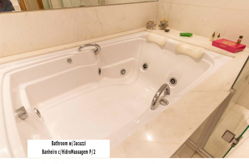 Apartamento à venda Jardim Paulista com 200m² e 2 quartos por R$ 100.000.000 - 1297535009-jacuzzi.jpg