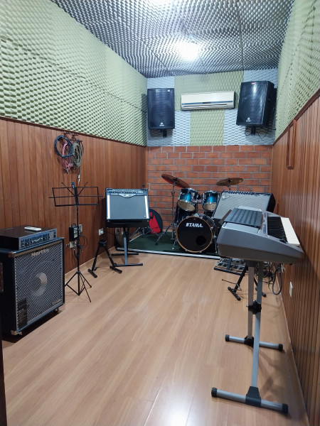 Comercial à venda Alto da Mooca com 200m² e 1 quarto por R$ 180.000 - 2000231355-20230721-180519.jpg