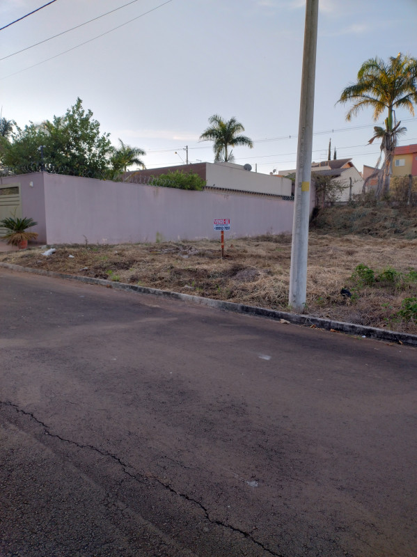 Terreno à venda Centro com 300m² e 1 quarto por R$ 146.000 - 1884294758-img-20230703-171624326-hdr.jpg