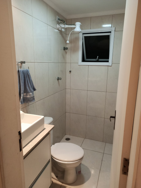Apartamento à venda Vila Tibiriçá com 116m² e 2 quartos por R$ 370.000 - 1750131962-img-20220202-214245-084-banheiro.jpg