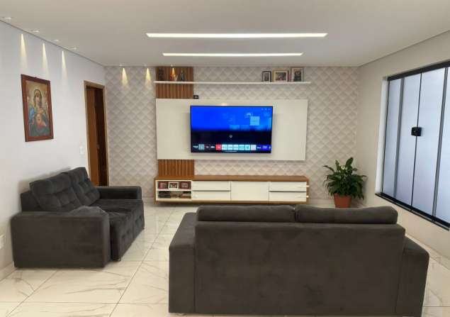 imóvel com 198m²